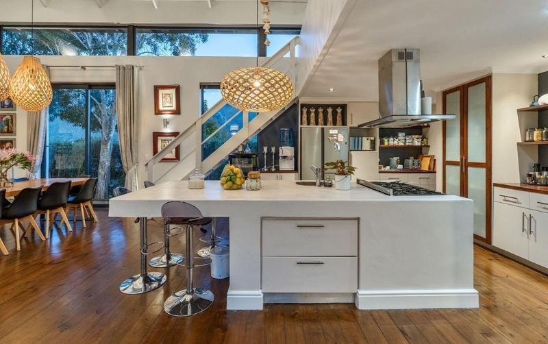 5 Bedroom Property for Sale in Hout Bay Western Cape